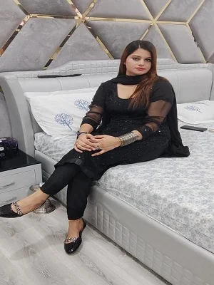 Call Girl in Ranebennur